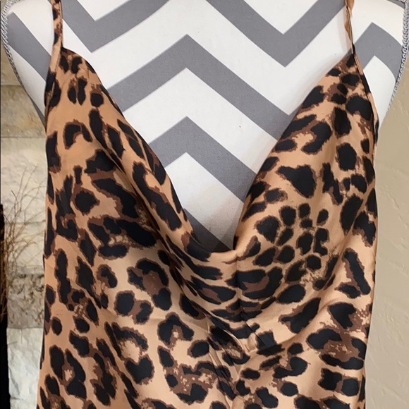 DRAPED NECK LEOPARD PRINT CAMI - Picture 7 of 8